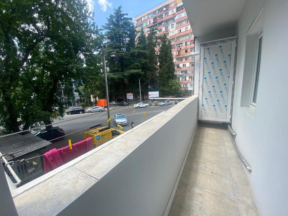 Spacious Dinamo Apartment Tbiliszi Kültér fotó