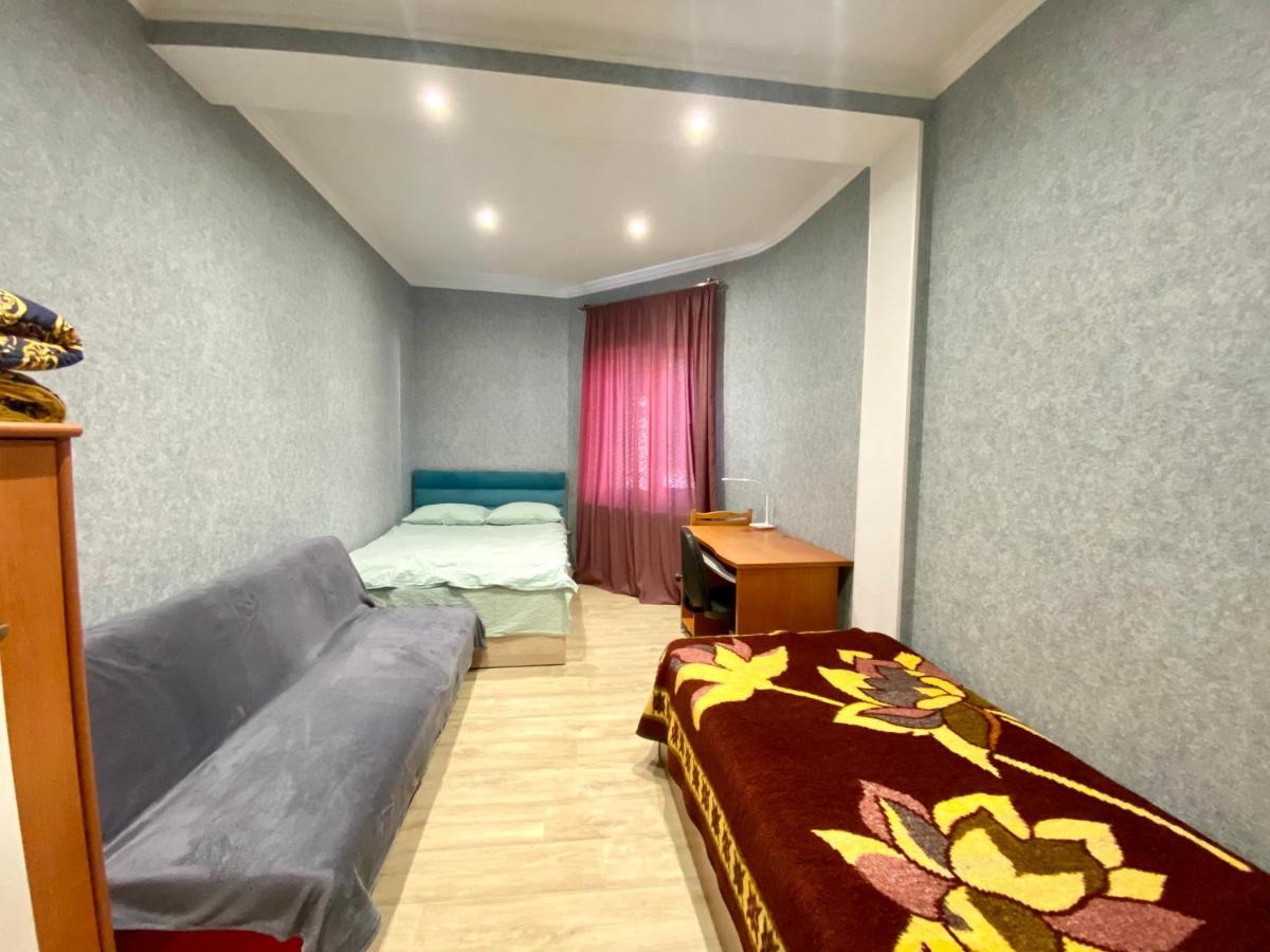 Spacious Dinamo Apartment Tbiliszi Kültér fotó
